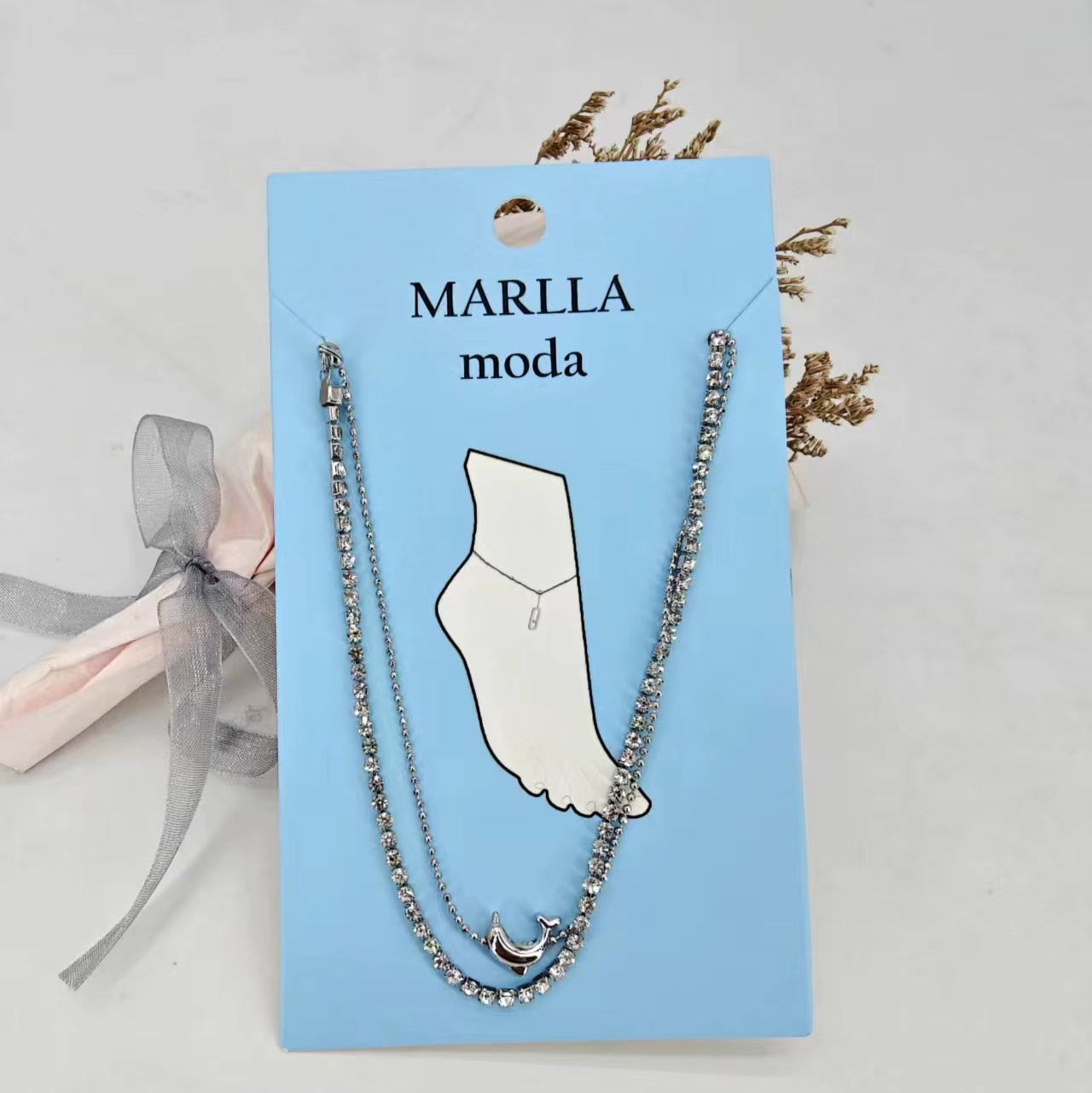 Srebrna nanožnica s dupinom