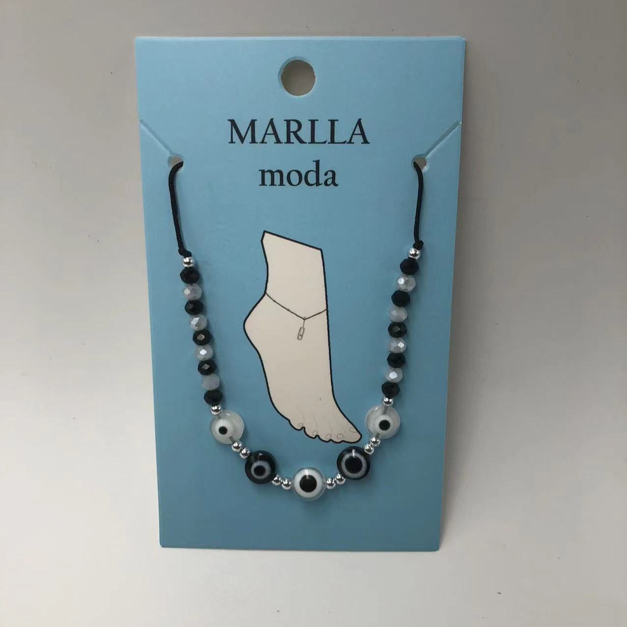 Crno-bijela nanožnica s perlama