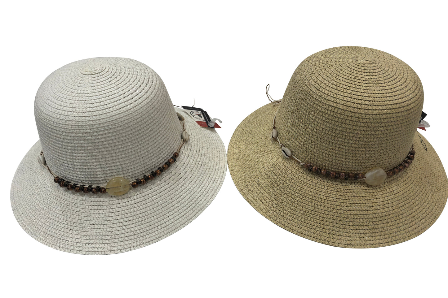 Bijeli/bež šešir s ukrasnim kamenčićima