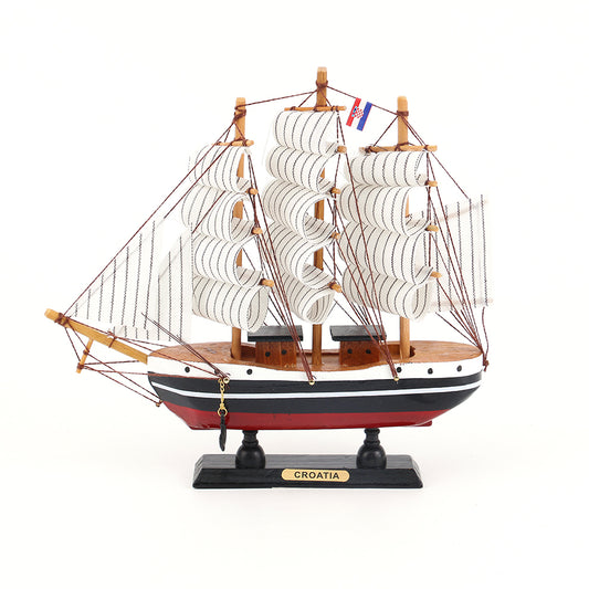 Drveni brod 24CM